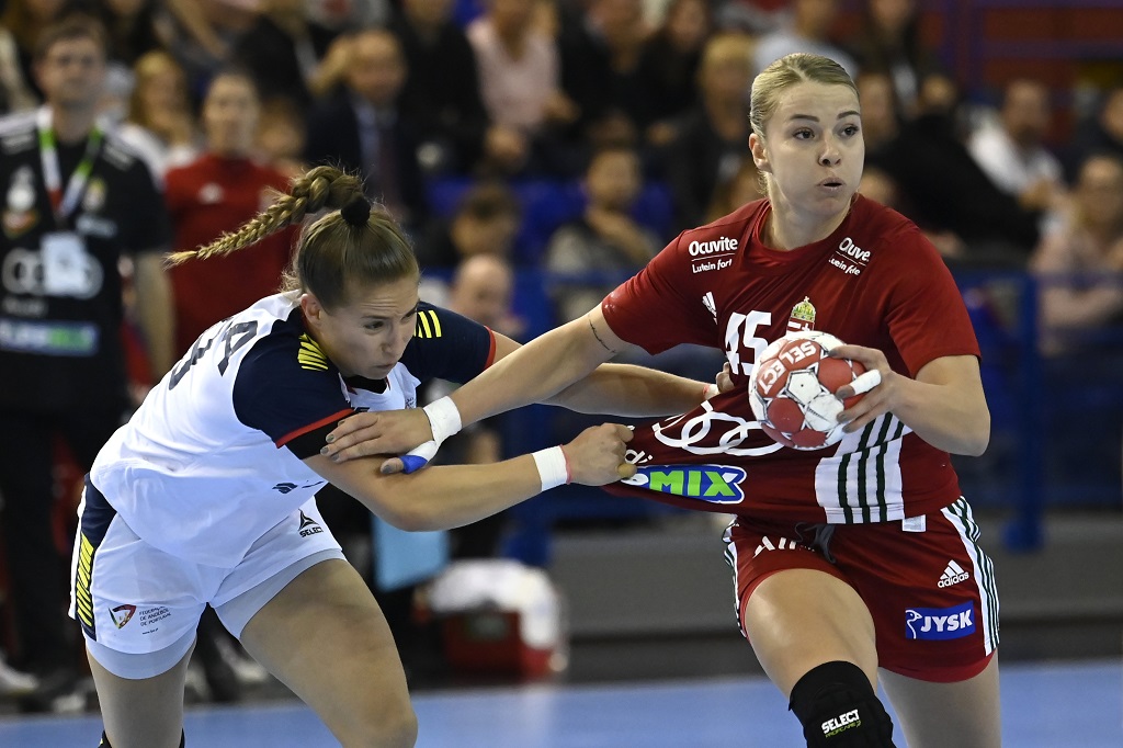 Magyar siker itt és magyar siker ott!